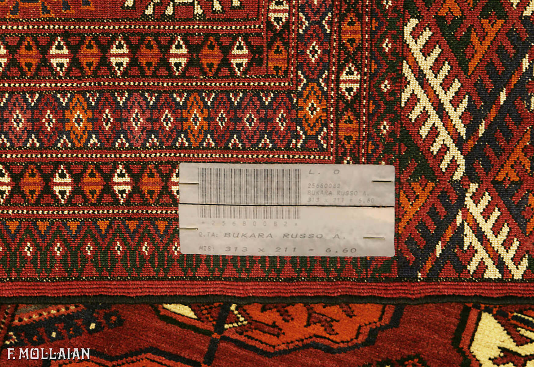 فرش نیمه آنتیک ترکمنی بخارا روسی کد:۲۵۶۸۰۰۸۲